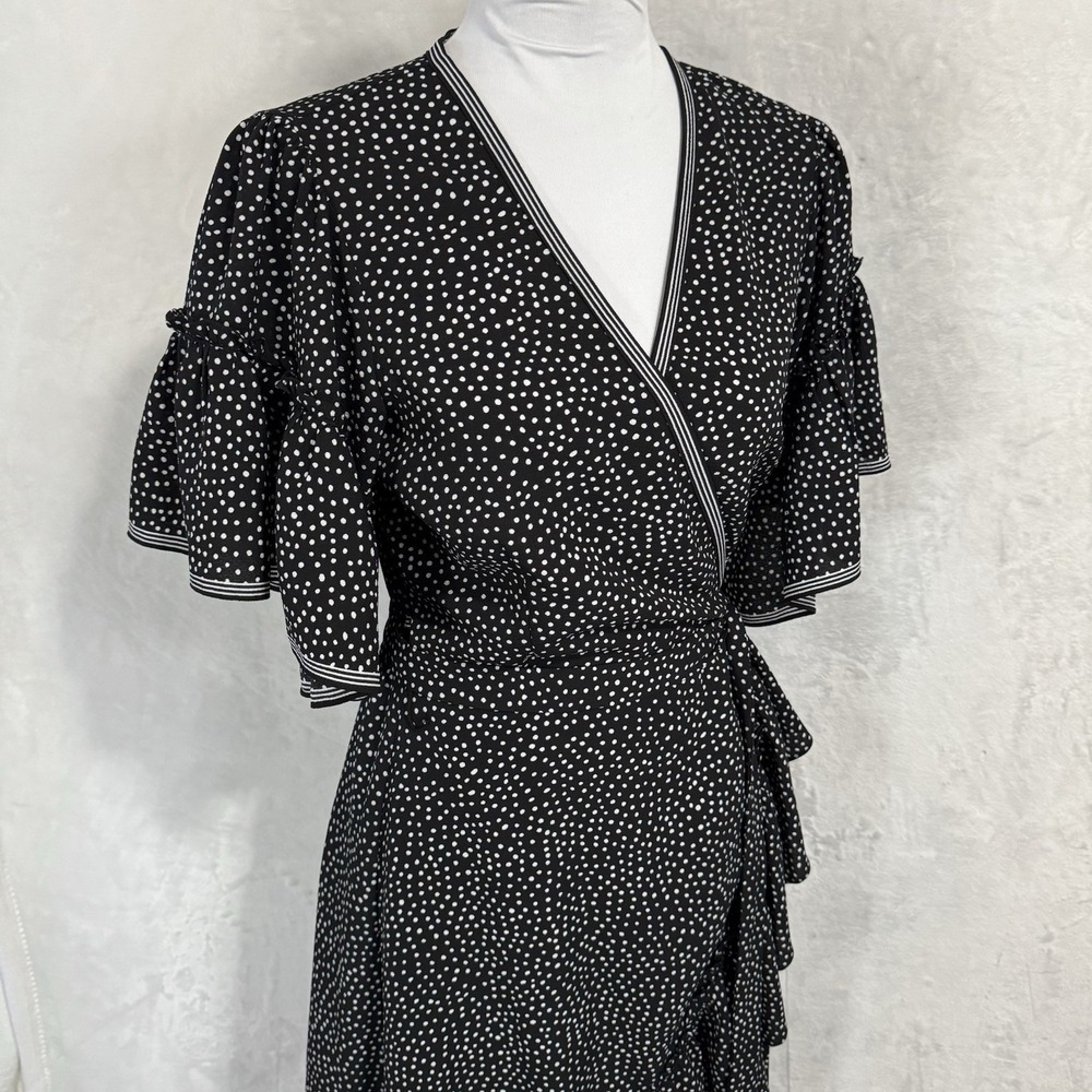 Max Studio True Wrap Dress Size S Black & White Polka Dot Ruffle Sleeve V Neck - Picture 2 of 16